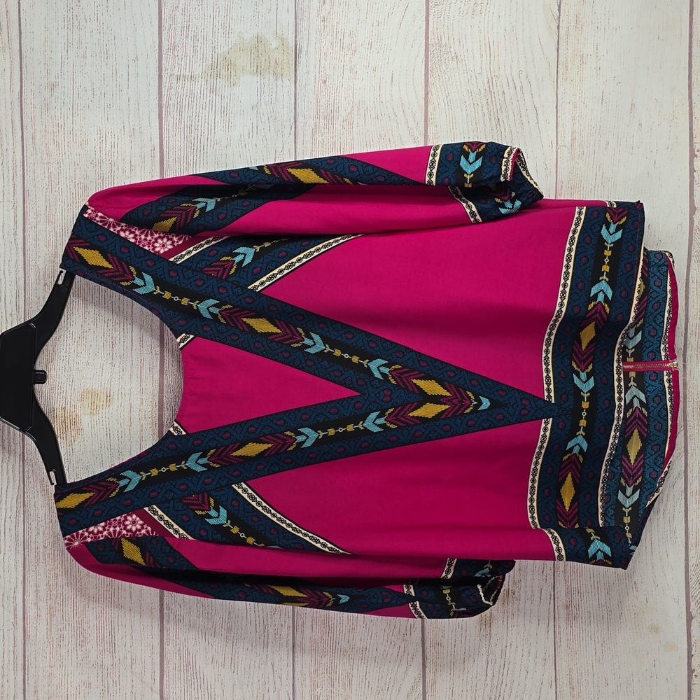 Pink Owl print dark fuchsia top sz Med